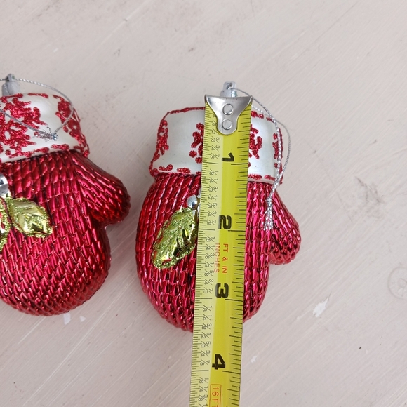 Christmas Ornaments Red Mittens Shatterproof Plastic Holly Hanging Decor - Picture 6 of 6